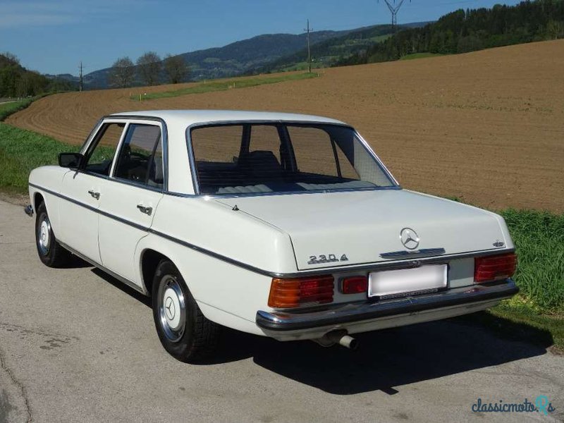 1974' Mercedes-Benz 230 photo #3