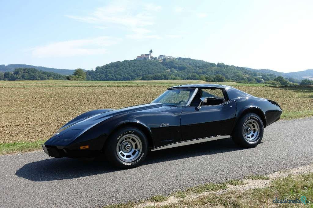 1974' Chevrolet Corvette photo #1