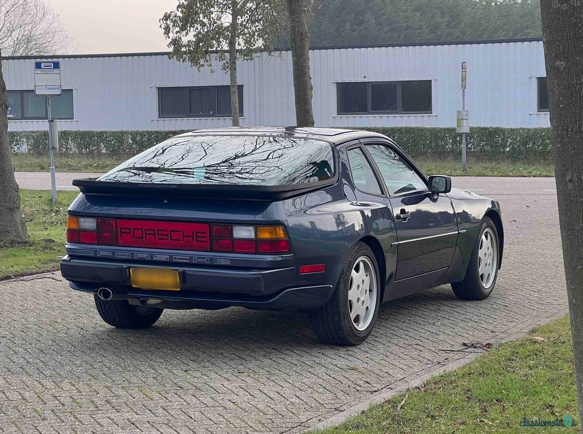 1986' Porsche 944 photo #5
