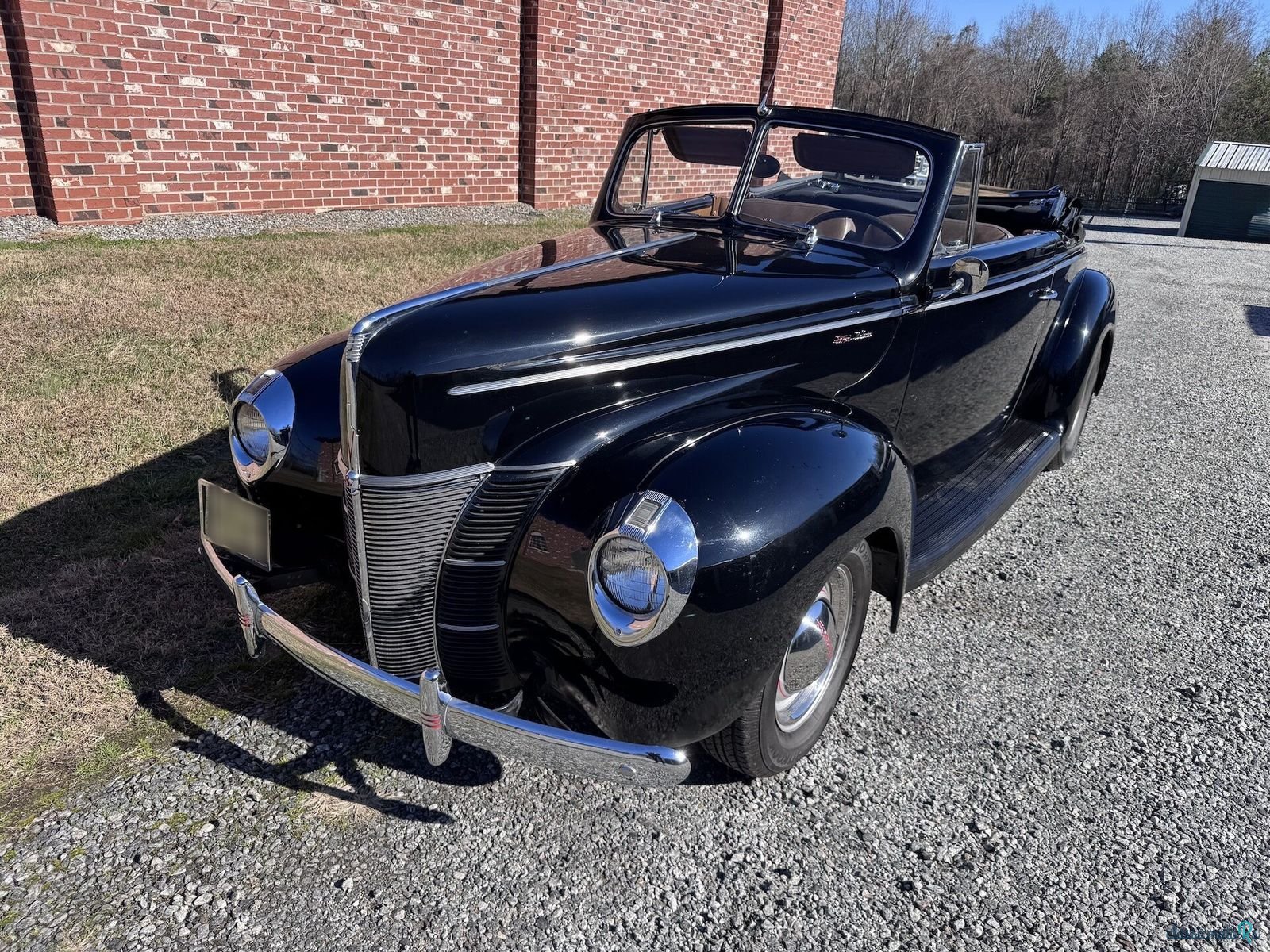 1940' Ford Deluxe photo #2