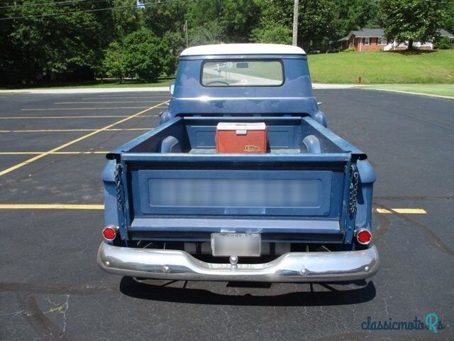 1958' Chevrolet Apache photo #3