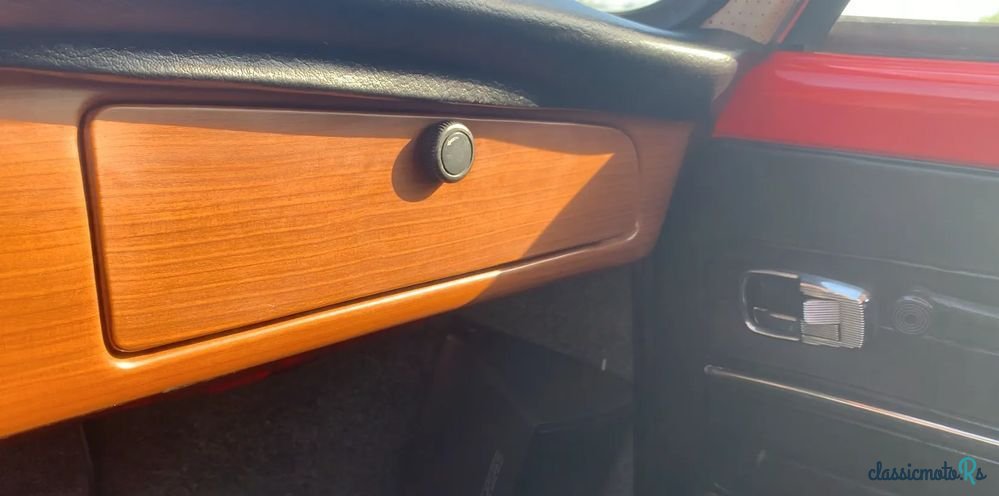 1971' Volkswagen Karmann Ghia photo #6