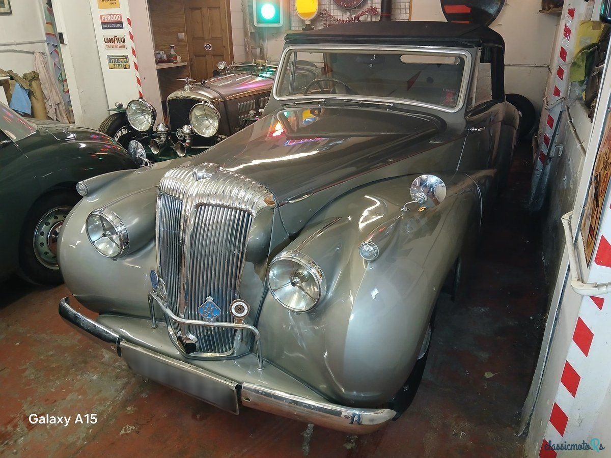 1951' Daimler DB18 photo #2