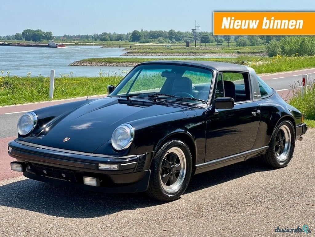 1982' Porsche 911 3.0 Sc Targa photo #1