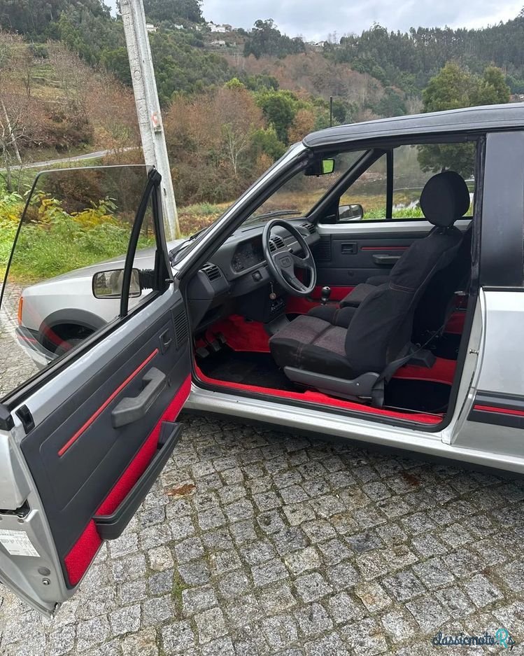 1989' Peugeot 205 Cabrio photo #3