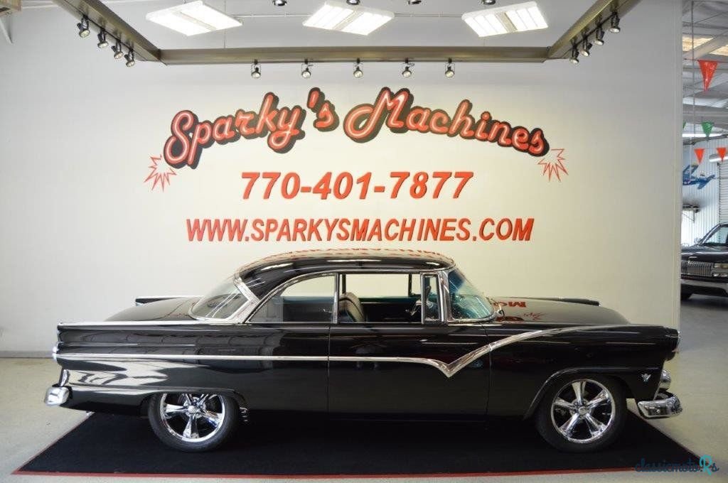 1955' Ford Fairlane photo #1