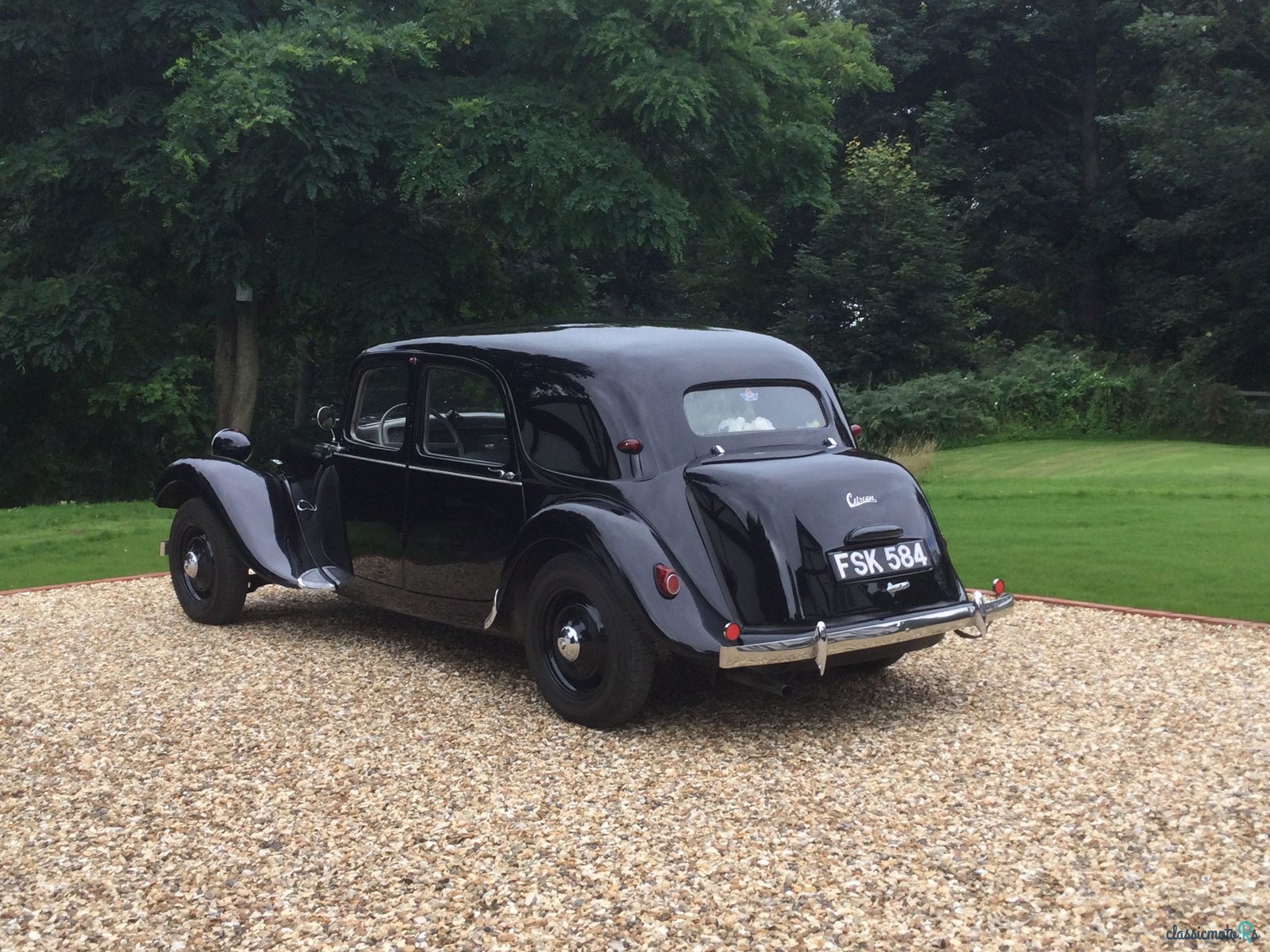 1953' Citroen Traction photo #2