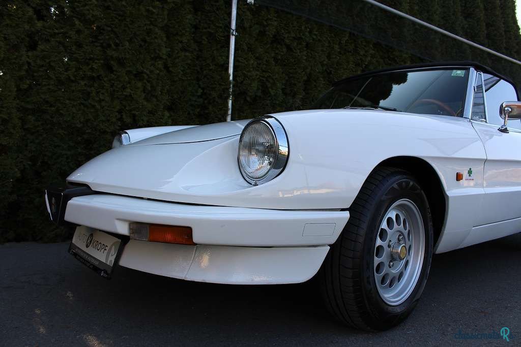 1985' Alfa Romeo Spider photo #5