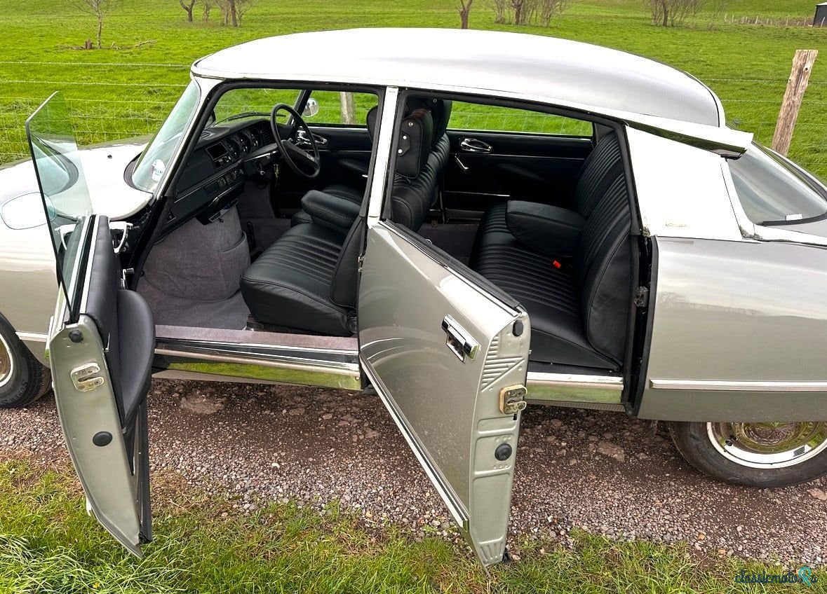 1974' Citroen DS photo #5