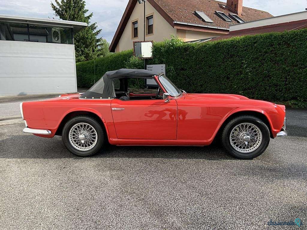 1964' Triumph TR4 photo #4