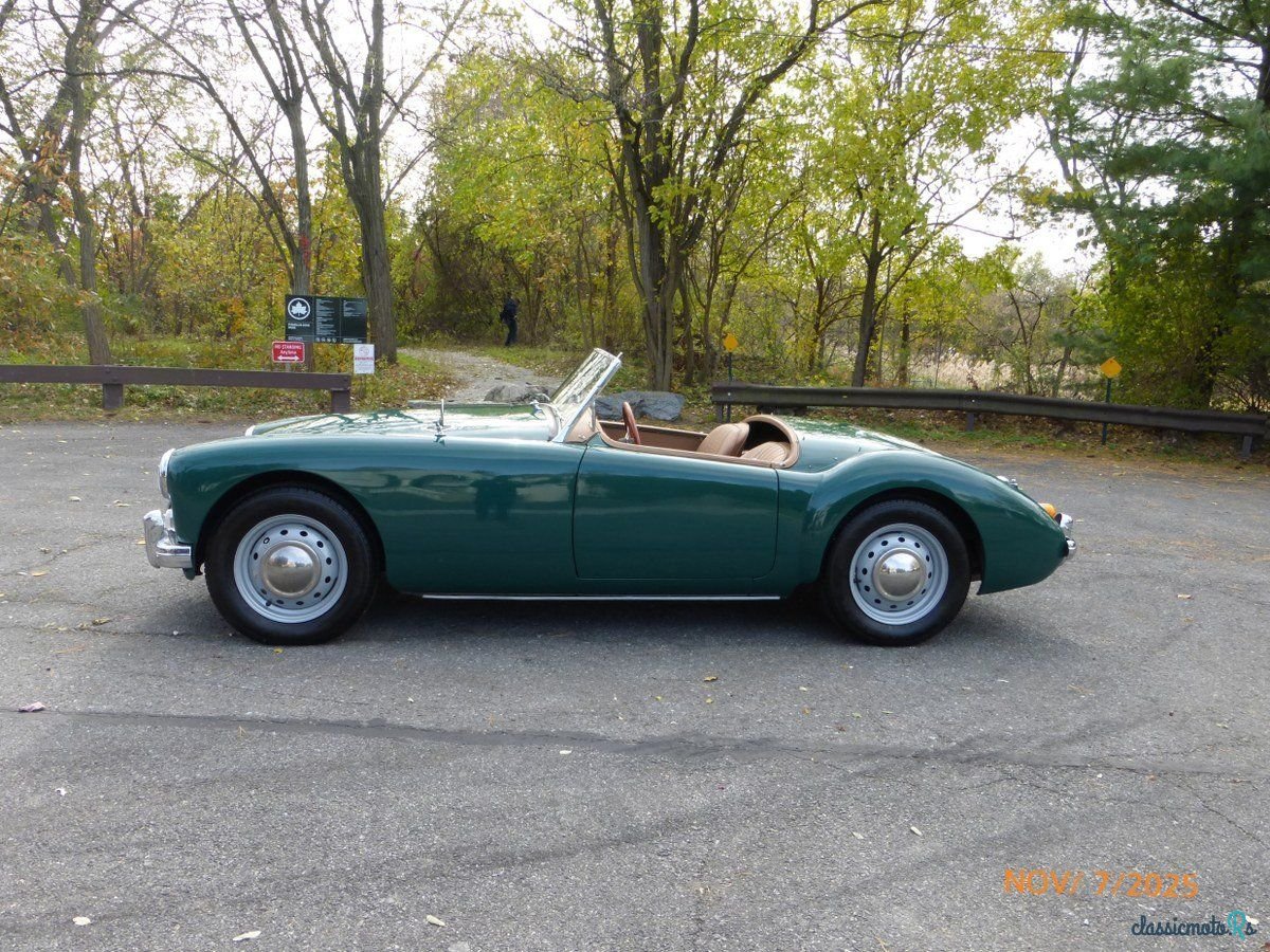 1962' MG MGA photo #4