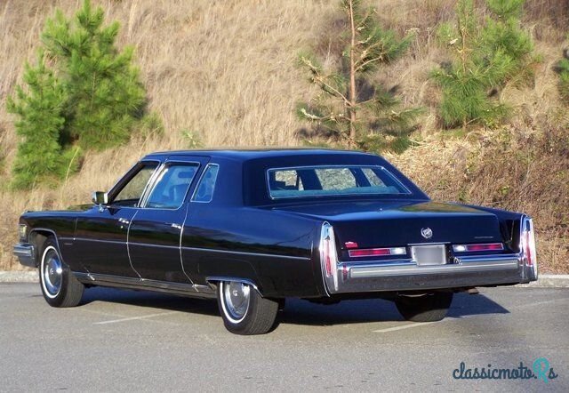 1976' Cadillac Fleetwood photo #4