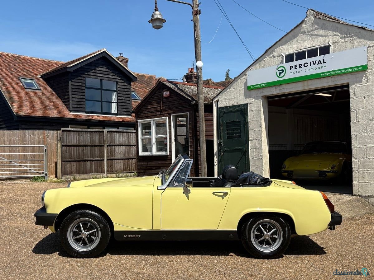 1977' MG Midget photo #3