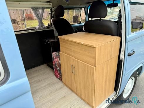 1996' Volkswagen Vans Baywindow photo #4