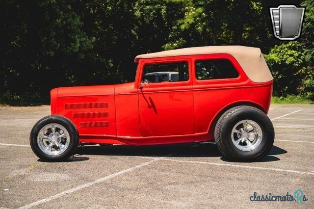 1930' Ford photo #4