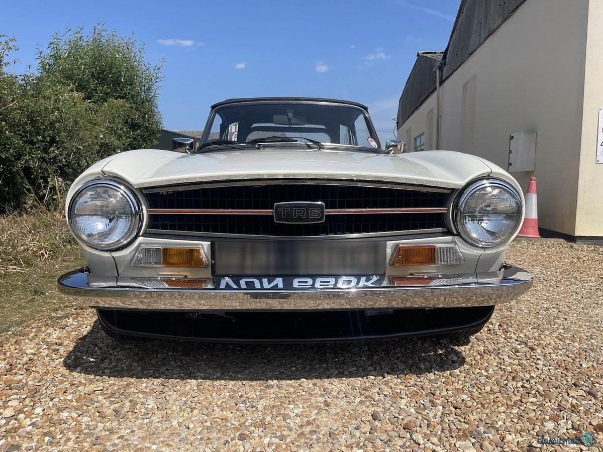 1971' Triumph TR6 photo #2