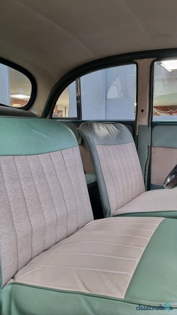 1964' Morris Minor photo #5