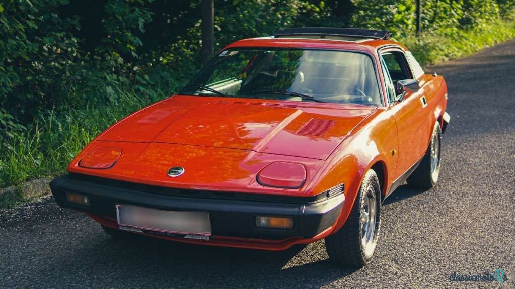 1977' Triumph TR7 photo #1