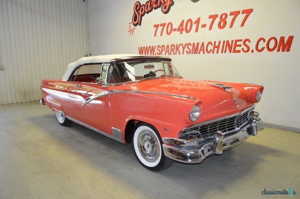 1956' Ford Fairlane photo #2