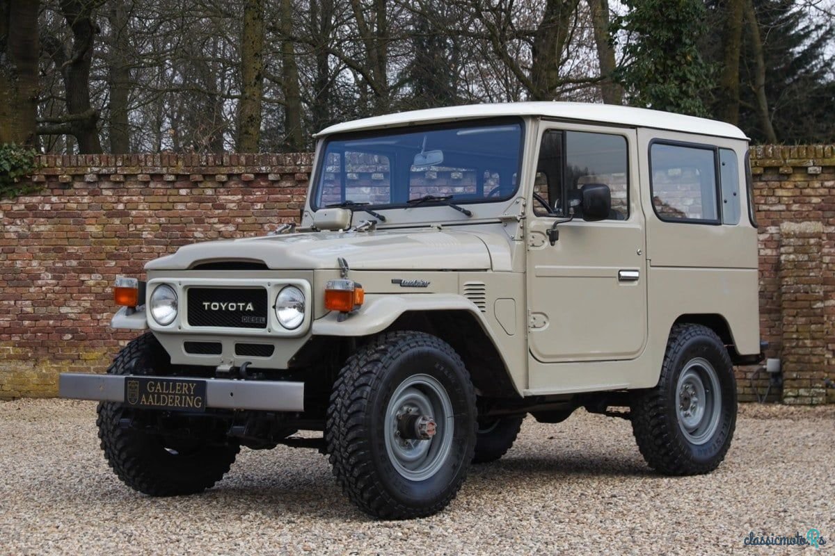 1980' Toyota Land Cruiser photo #1