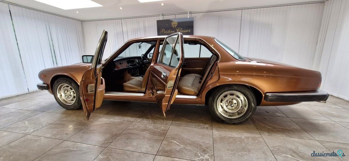 1980' Jaguar XJ photo #6