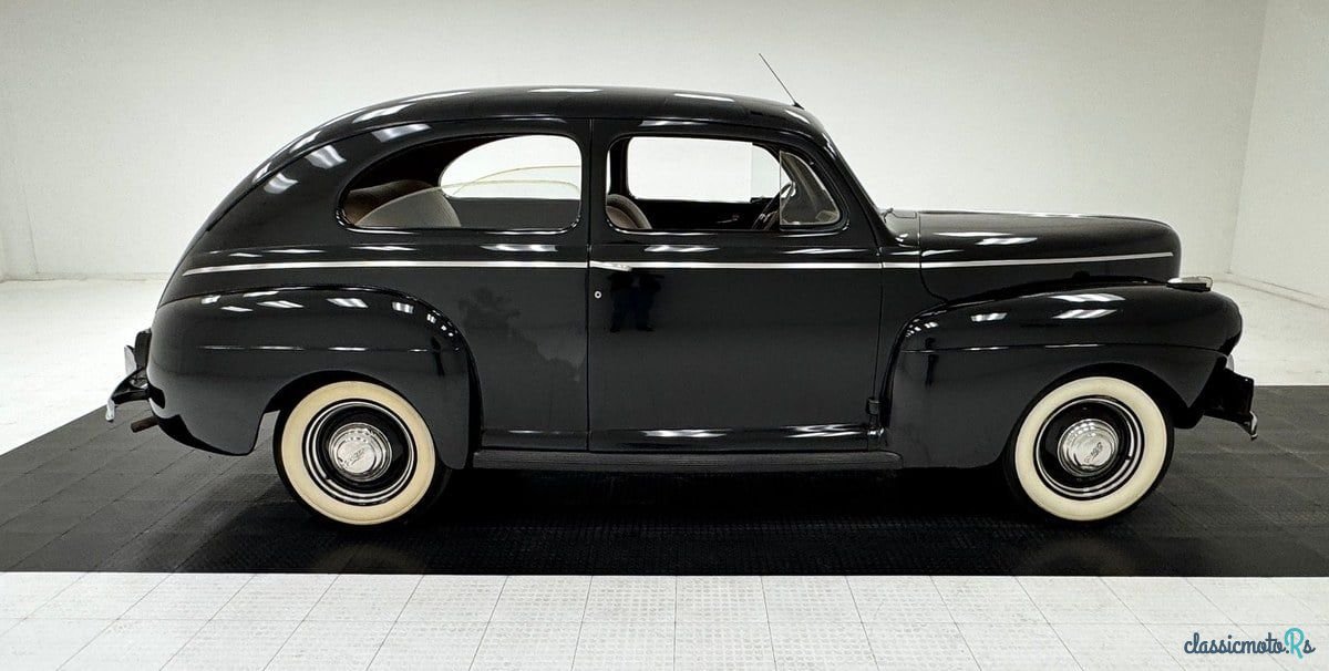 1941' Ford Tudor photo #6