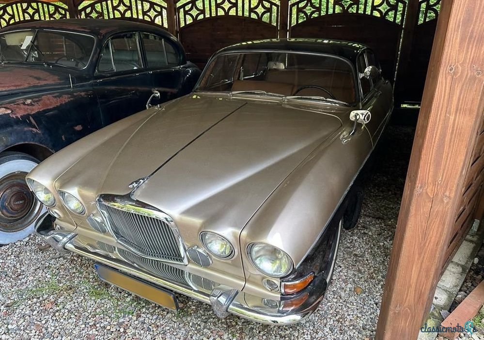 1966' Jaguar MK X photo #1