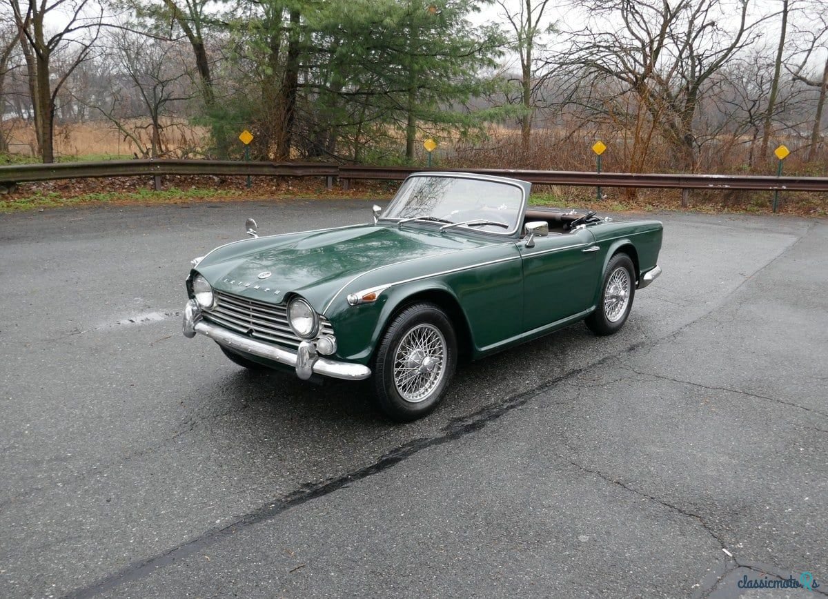 1967' Triumph TR4 photo #3