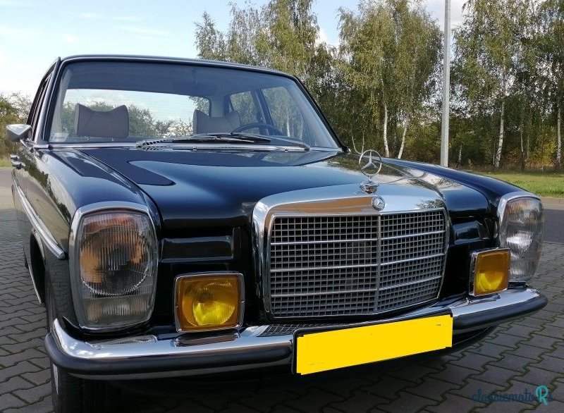 1976' Mercedes-Benz W115 photo #4