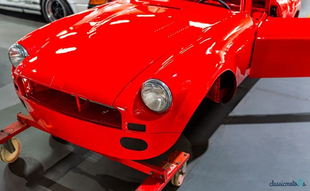 1974' MG MGB photo #3