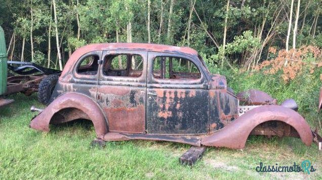 1935' Ford photo #1