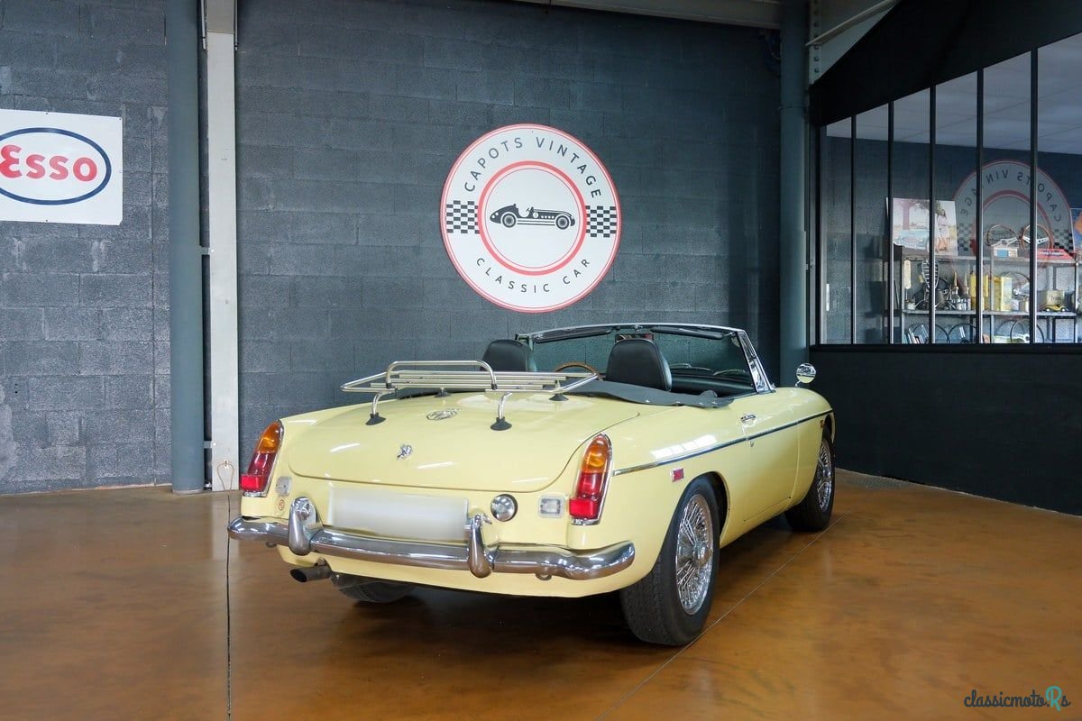 1969' MG MGC photo #3