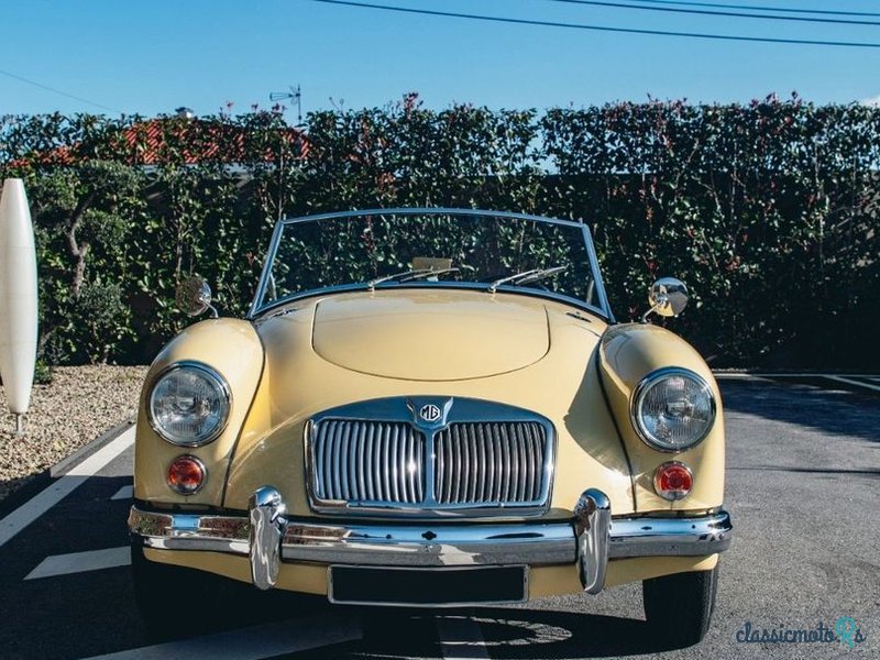 1958' MG MGA photo #2