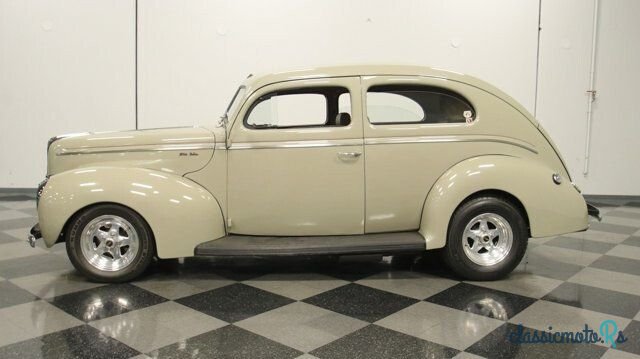 1940' Ford Deluxe photo #1
