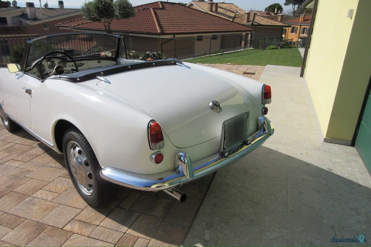 1961' Alfa Romeo Giulietta photo #5