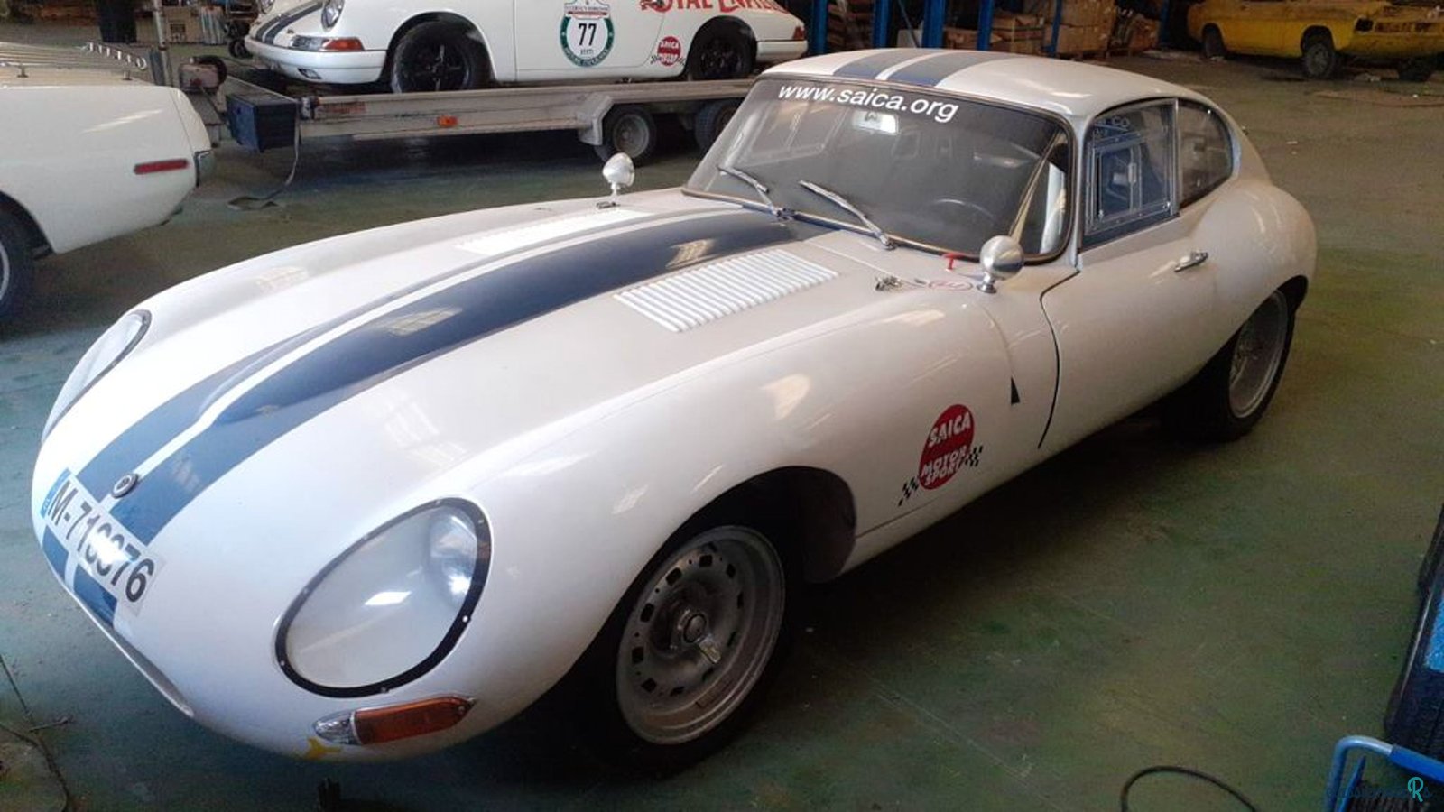 1965' Jaguar E-Type photo #2