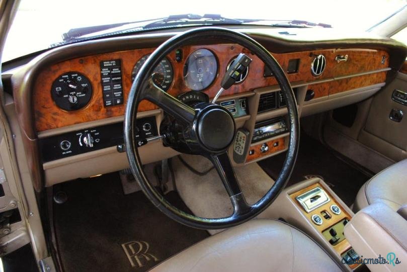 1989' Rolls-Royce Silver Spur photo #6