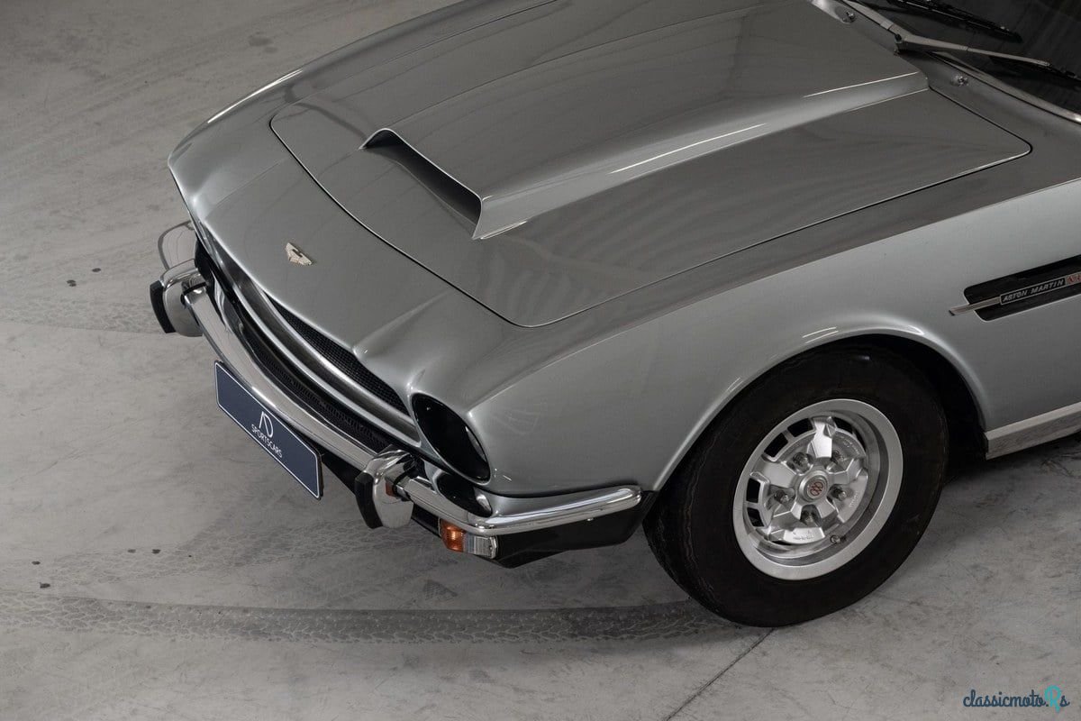 1977' Aston Martin V8 photo #4
