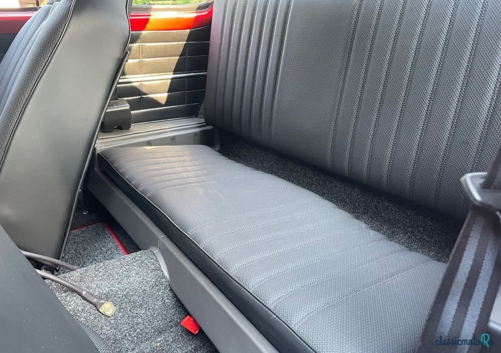 1968' Volkswagen Karmann Ghia photo #6