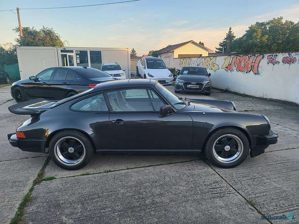 1980' Porsche 911 photo #1