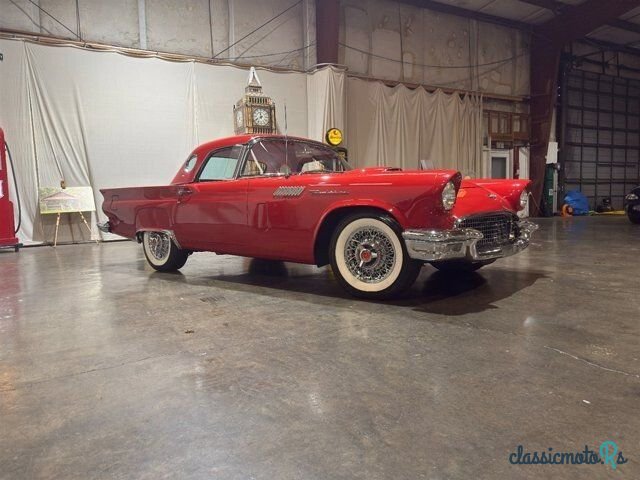 1957' Ford Thunderbird photo #5