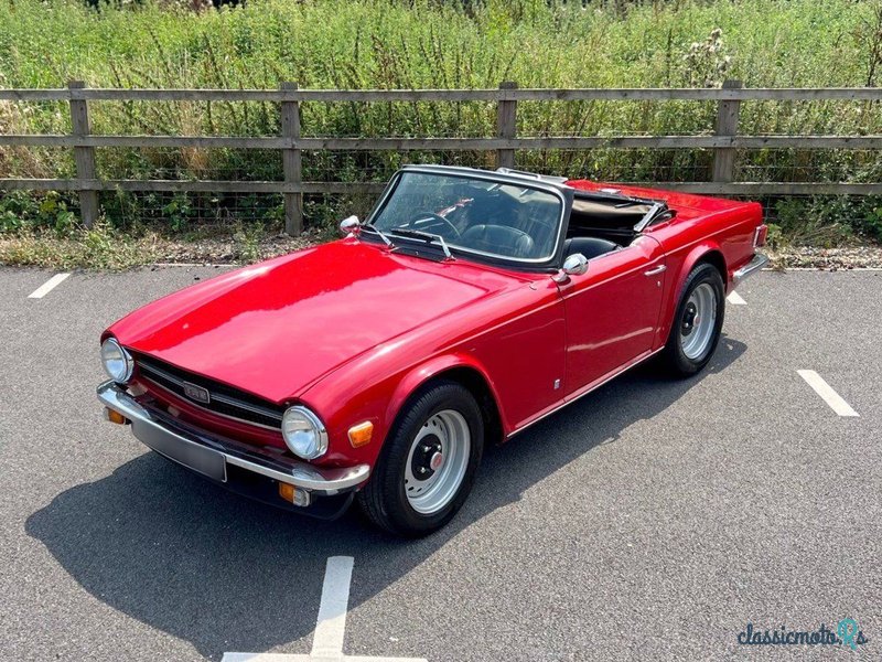 1975' Triumph TR6 photo #1