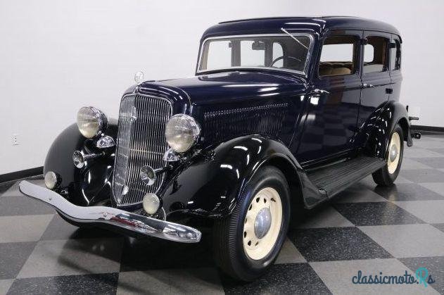 1934' Plymouth photo #1