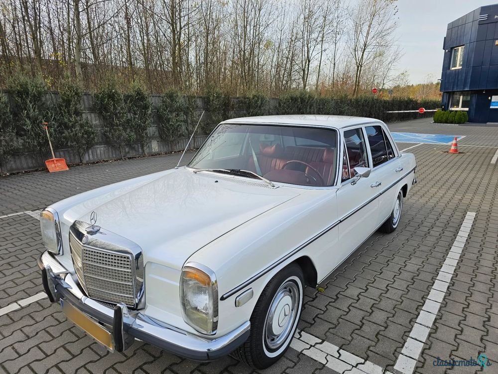 1969' Mercedes-Benz W114 photo #5