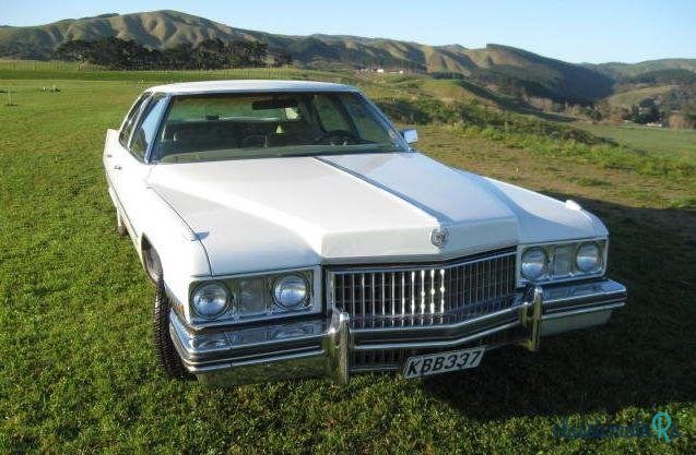 1973' Cadillac Fleetwood Brougham photo #3