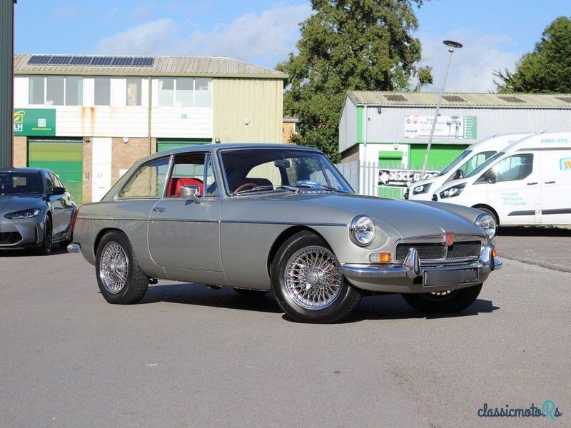 1973' MG MGB photo #1