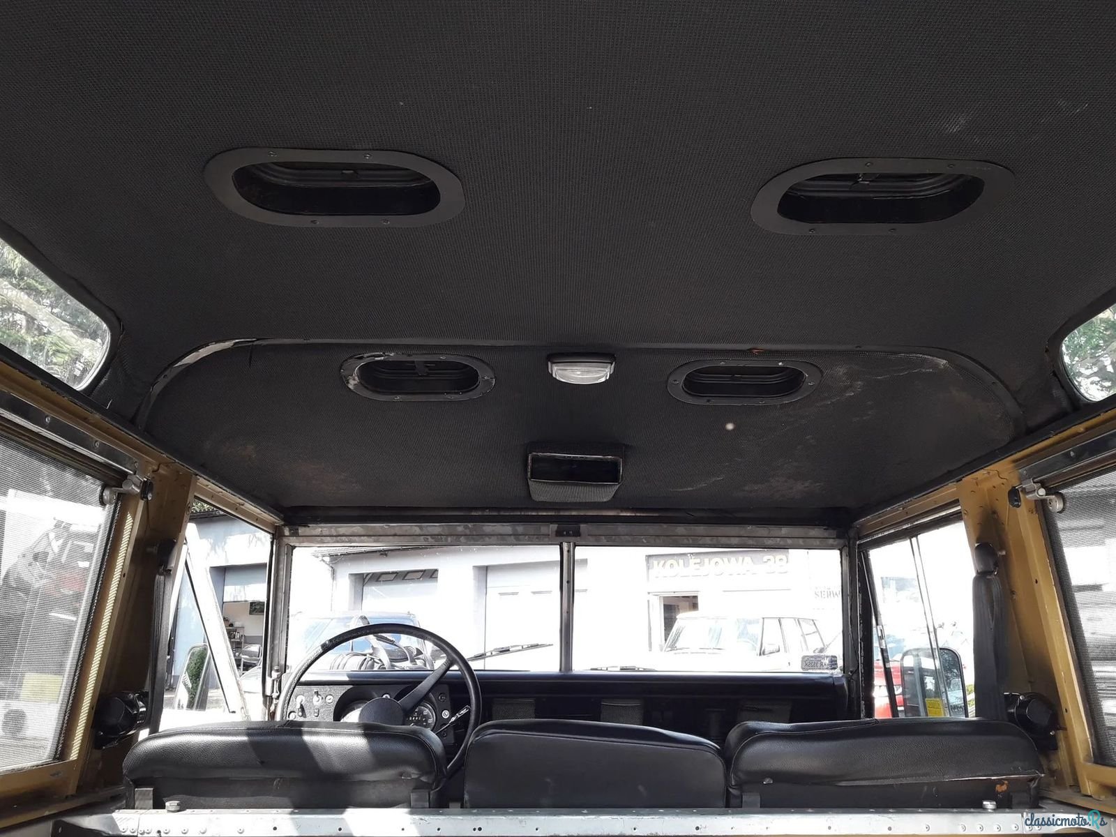 1973' Land Rover Defender photo #4