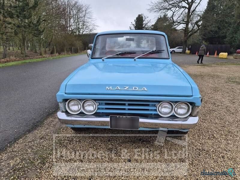 1971' Mazda B1600 photo #2
