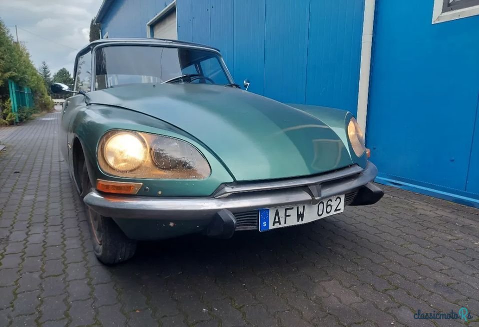 1970' Citroen DS photo #2