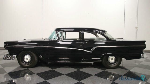 1957' Ford Custom photo #1